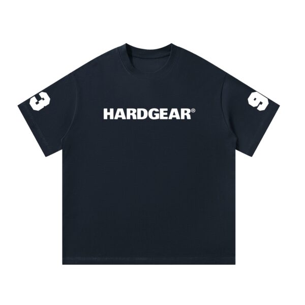 https://ajmall-vc-public-bucket.oss-us-west-1.aliyuncs.com/hugepod/material/custom_printing/759c8ed01bbe481f80c9aa7a1ae039cd.png HARDGEAR<sup>®</sup> Men’s Training Oversized Tee
