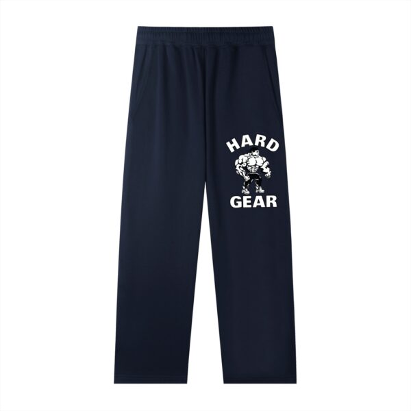 https://ajmall-vc-public-bucket.oss-us-west-1.aliyuncs.com/tapstitch/store_image/fe8ce3ef8c314faaa5366fa0dc96ff93.jpg HARDGEAR<sup>®</sup> Men’s Training Sweatpants